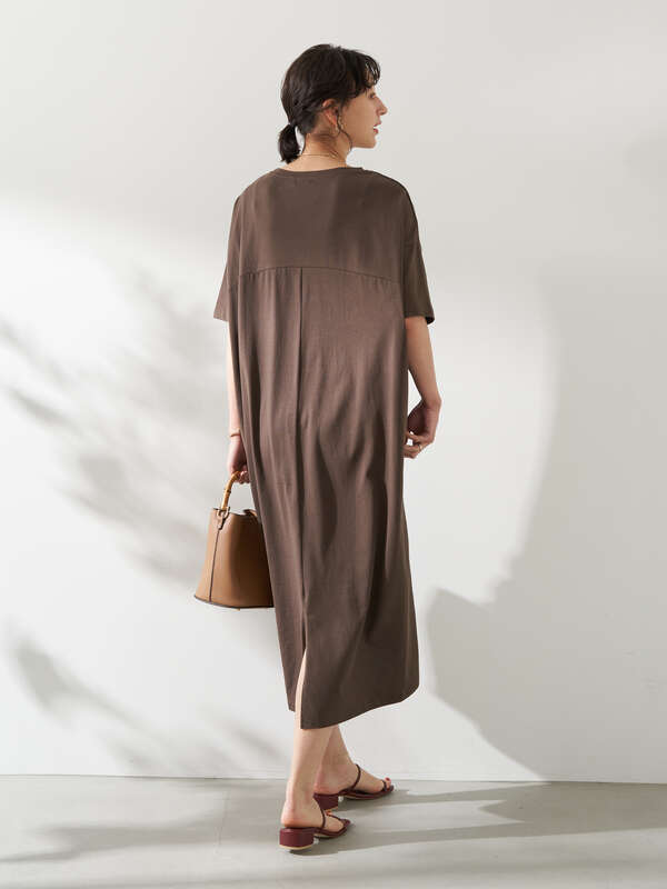 アウトレット バックスリットコクーンカットワンピース ブラック ピンク グレーベージュ ダークブラウン グリーン Earth Music Ecology アースミュージックアンドエコロジー のレディースワンピース 1c12l1h00 ファッション通販のstripe Club