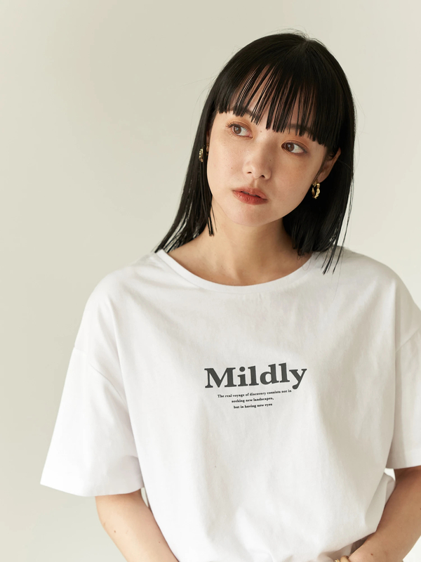 Mildlyロゴtシャツ オフホワイト チャコールグレー ライトベージュ ライトパープル Earth Music Ecology アースミュージックアンドエコロジー のレディースカットソー 1b13l1c1400 ファッション通販のstripe Club