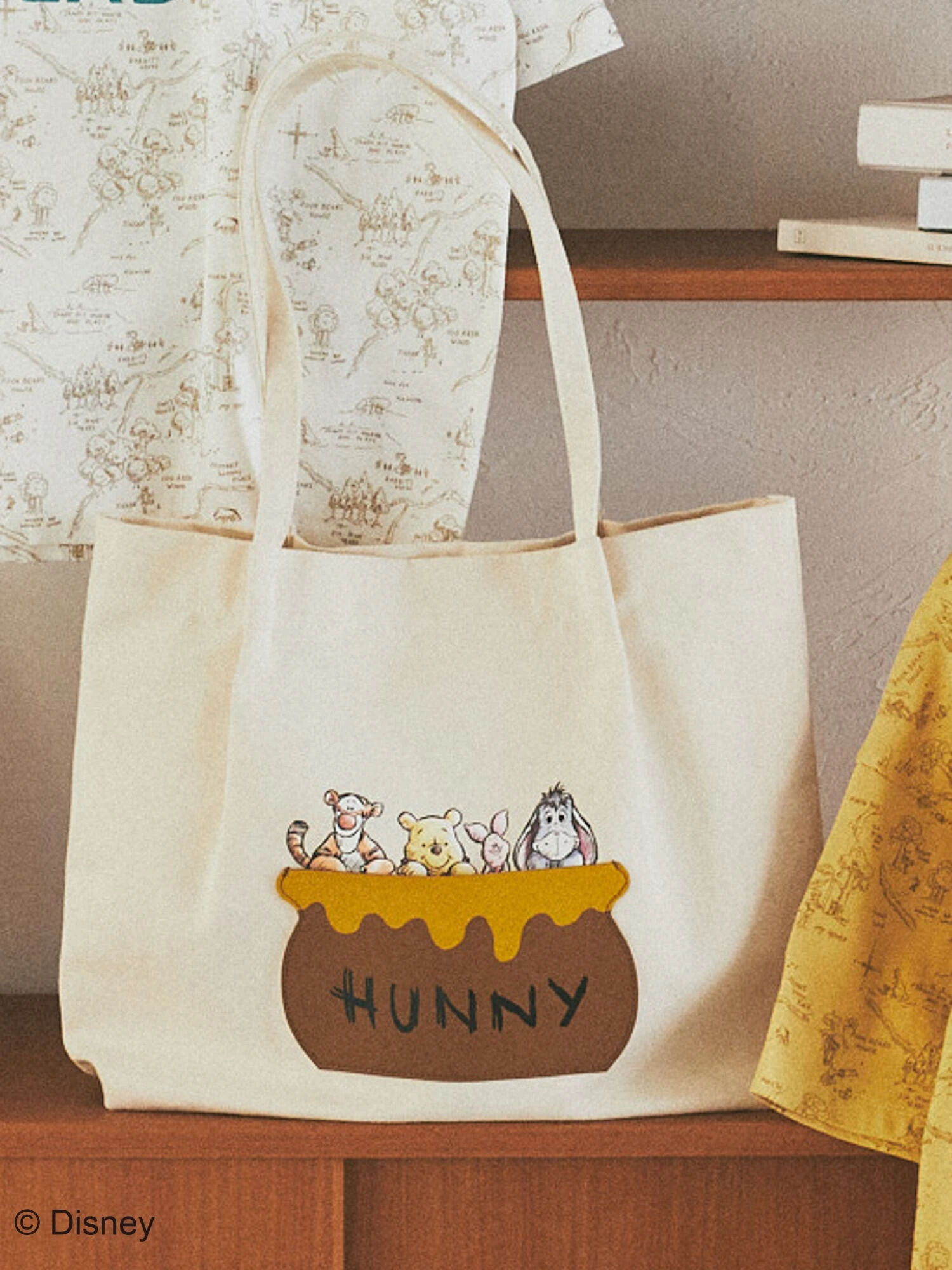 ☆新品☆ディズニー♡イーハイフンワールドギャラリー♡とんすけ