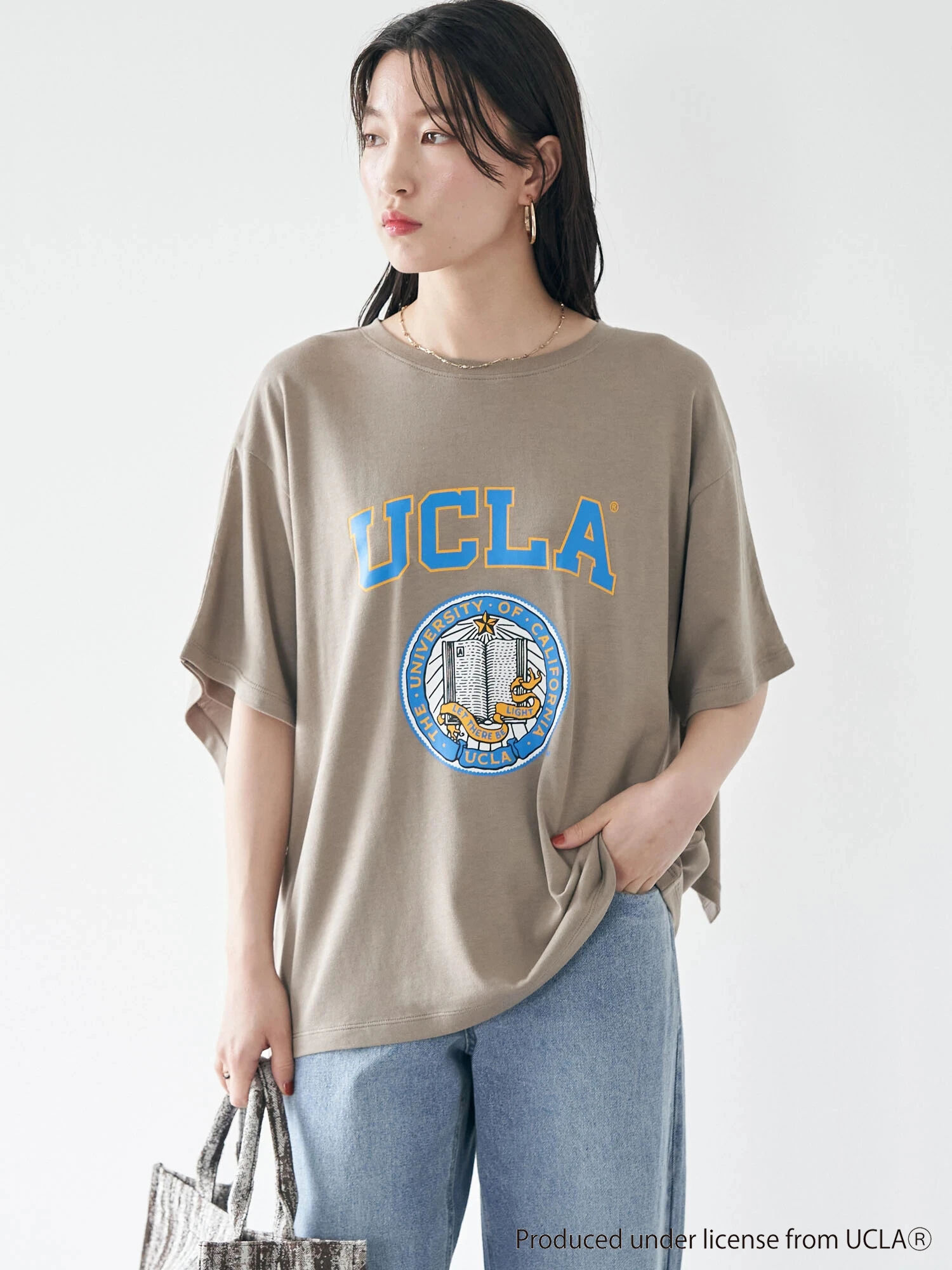 アウトレット】別注 UCLA バックフリルTシャツ（オフホワイト/ベージュ