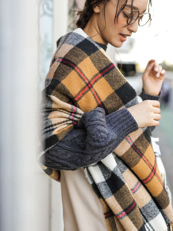 アウトレット カラーブロックストール レッド ブラウン ブルー E Hyphen World Gallery イーハイフン ワールドギャラリー のレディースストール マフラー 2b97f6j01 ファッション通販のstripe Club