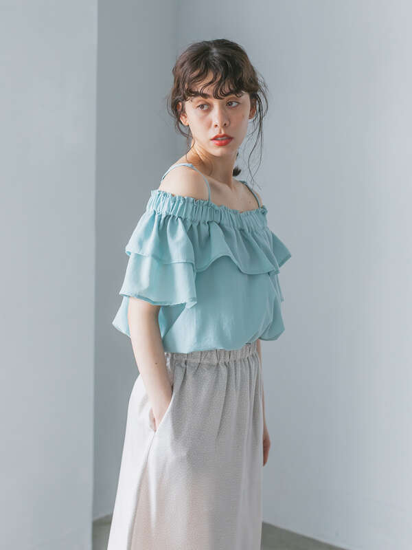 オフショルブラウス オフホワイト ブラック ライトカーキ ディープブルー E Hyphen World Gallery イーハイフンワールドギャラリー のレディースシャツ ブラウス 2b06l0a1000 ファッション通販のstripe Club