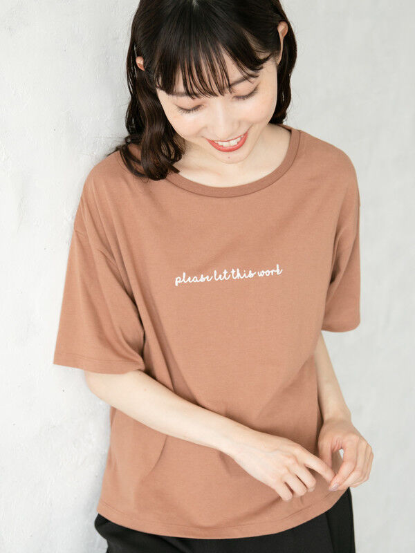 ロゴプリントビッグTシャツ（ホワイト/ブラック/ブラウン） / Green  Parks（グリーンパークス）のレディースカットソー【6A93L1C0230】｜ファッション通販のSTRIPE CLUB