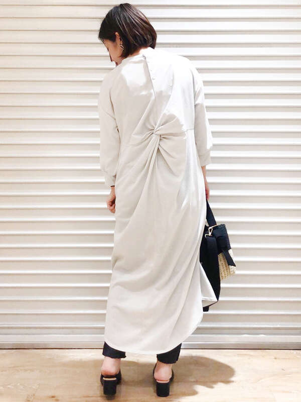 Ray Cassin 後ネジリ7分tワンピ ライトグレー チャコールグレー ベージュ ラベンダー Green Parks グリーンパークス の ワンピース 6p02l1h00 ファッション通販のstripe Club