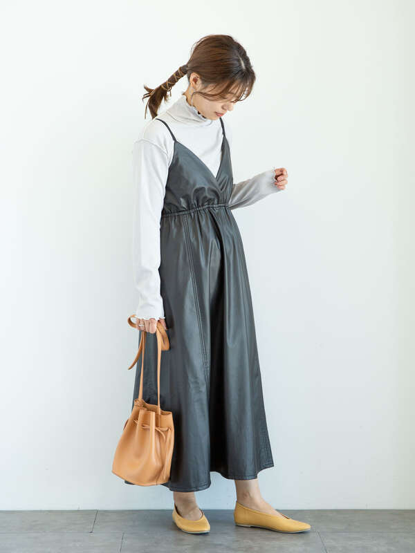 Elencare Dueフェイクレザーキャミワンピース アイボリー ブラック ピンク ミント Green Parks グリーンパークス の ワンピース 6p11l0h1000 ファッション通販のstripe Club