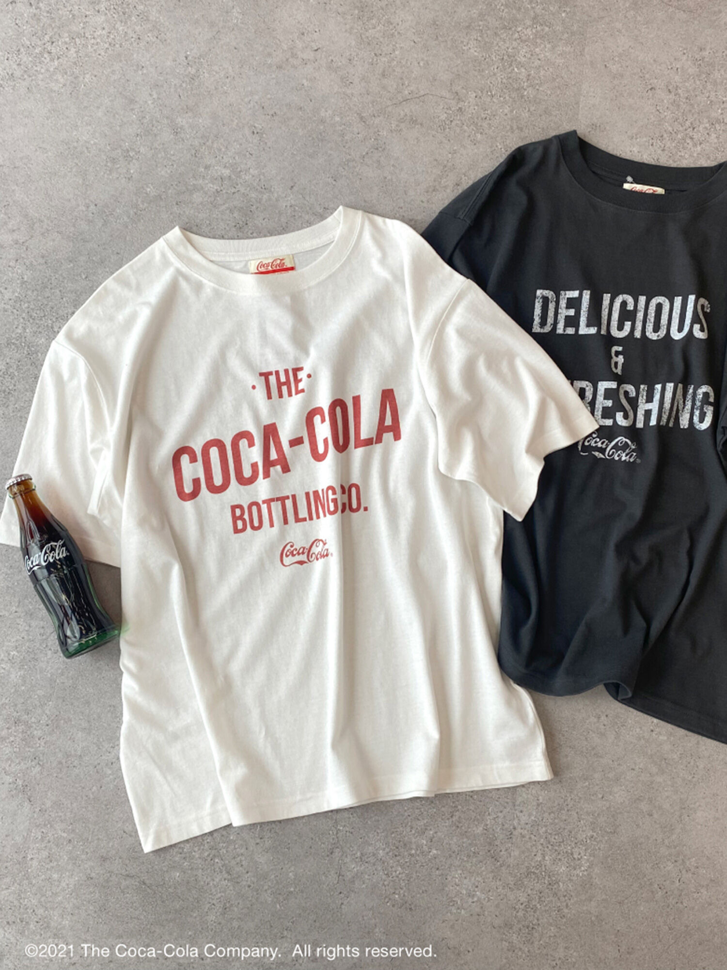 アウトレット】「コカ・コーラ」Tシャツ（オフホワイト