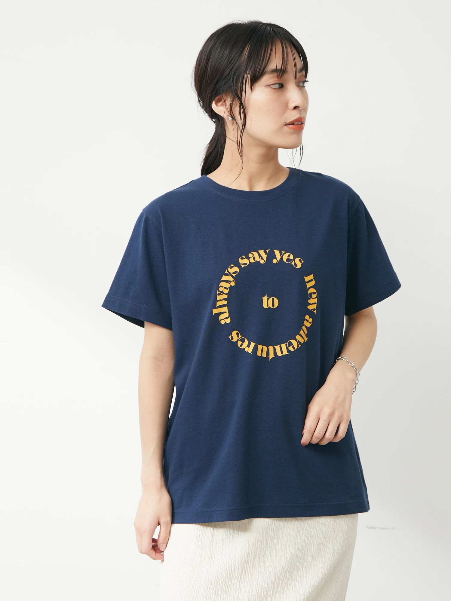 【アウトレット】サークルロゴTシャツ（オフホワイト/ネイビー