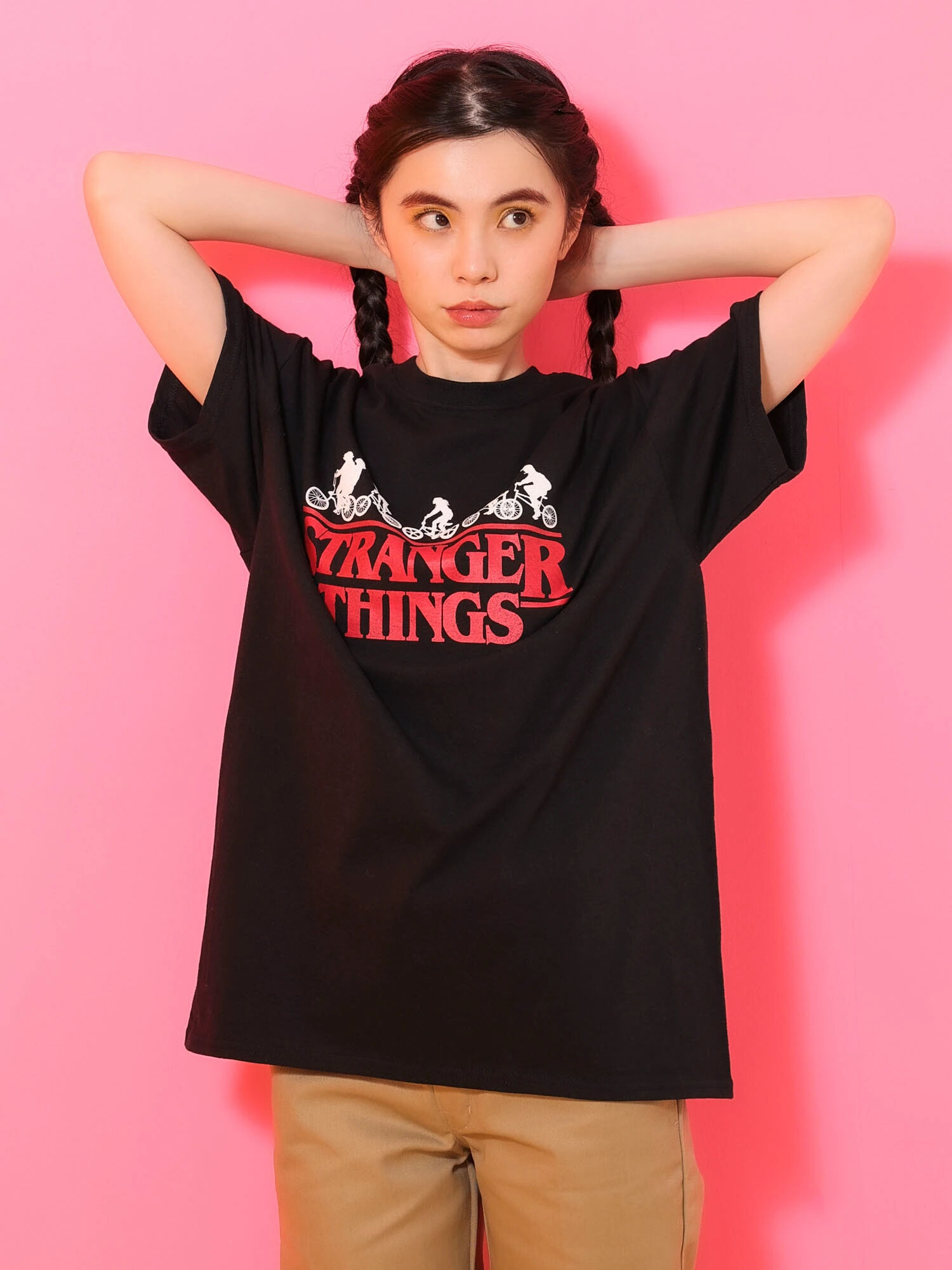 STRANGER THINGS ロゴT（ブラック） / Green Parks（グリーンパークス）のレディースTシャツ【6P22L1C1100】｜ファッション通販のSTRIPE  CLUB