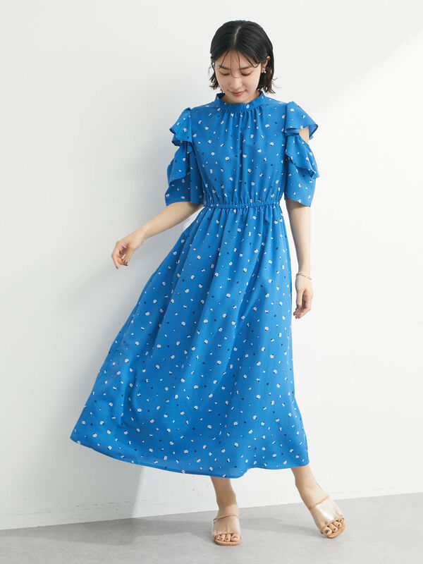 アウトレット 古着 Elencare Dueフラワーptソデアキワンピース ブラック ベージュ ブルー Green Parks グリーンパークス のレディースワンピース 6p26l0h1300 ファッション通販のstripe Club