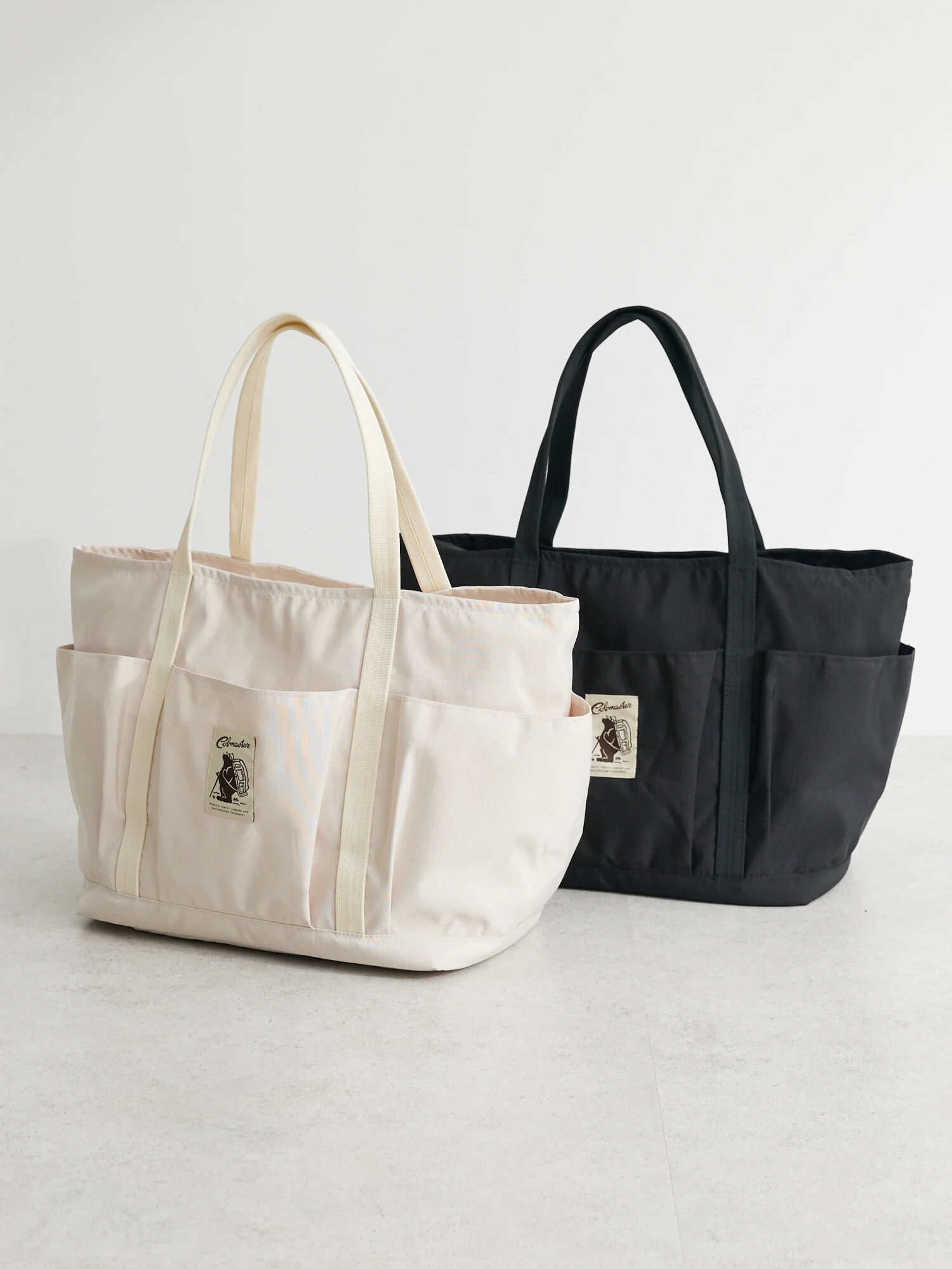 □COBMASTER DESERT TOTE L（アイボリー/ブラック） / Green Parks