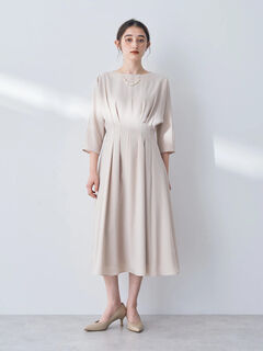 Over size tuck gown ベージュ www.krzysztofbialy.com