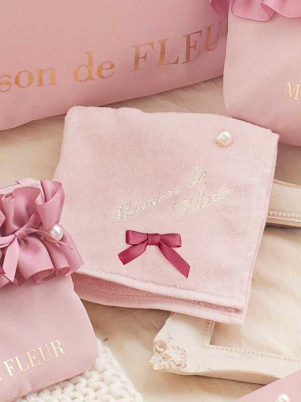 ピンクリボンタオルハンカチ ピンク Maison De Fleur メゾンドフルール のレディースタオル ハンカチ 8a93f1r0800 ファッション通販のstripe Club
