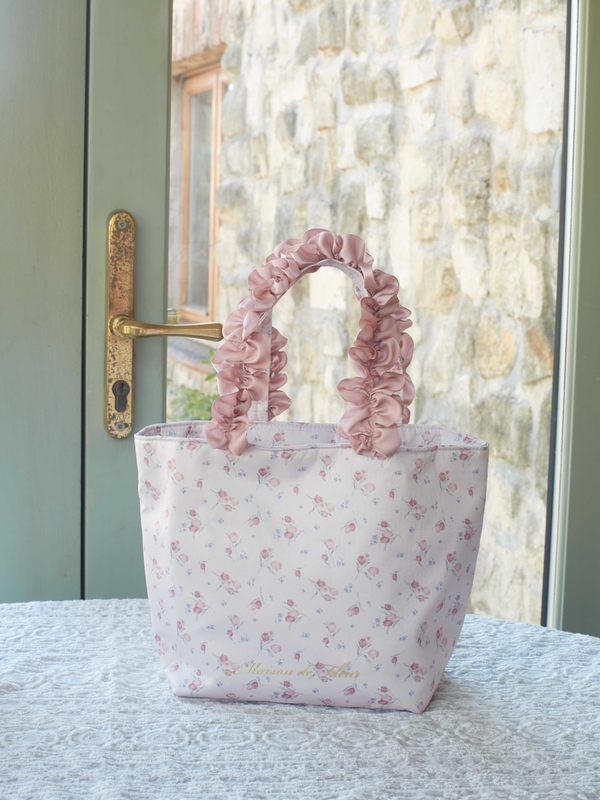 チューリップフリルハンドルトートバッグ ピンク Maison De Fleur メゾンドフルール のレディースバッグ ポーチ 8a11f0j3500 ファッション通販のstripe Club チューリップフリルハンドルトートバッグ ピンク Maison De Fleur メゾンドフルール のレディースバッグ ポーチ 8a11f0j3500 ファッション通販のstripe Club