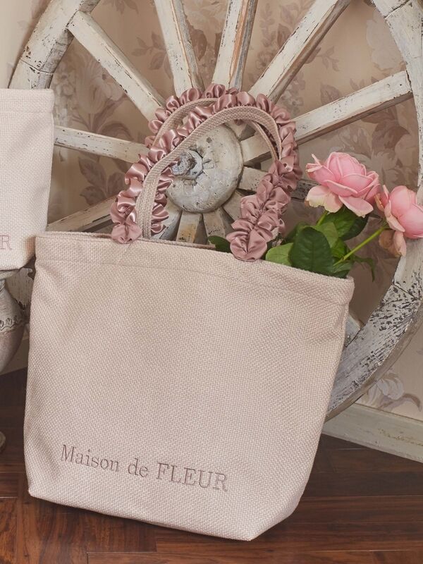 バスケットクロスフリルハンドルトートmバッグ チャコールグレー ピンク ブラウン Maison De Fleur メゾンドフルール のレディース バッグ ポーチ 8a11f0j7300 ファッション通販のstripe Club