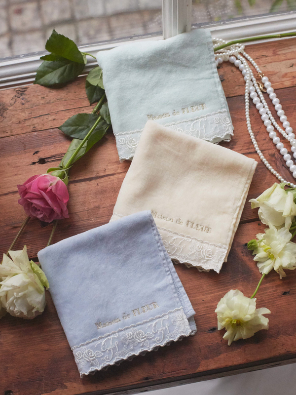 オリジナルオーガンジーレースタオルハンカチ ピンク グレーベージュ サックスブルー ラベンダー クリーム ピスタチオ Maison De Fleur メゾンドフルール のレディースタオル ハンカチ 8a11f1r0400 ファッション通販のstripe Club オリジナルオーガンジーレースタオルハンカチ ピンク グレーベージュ サックスブルー ラベンダー クリーム ピスタチオ Maison De Fleur メゾンドフルール のレディースタオル ハンカチ 8a11f1r0400 ファッション通販のstripe Club