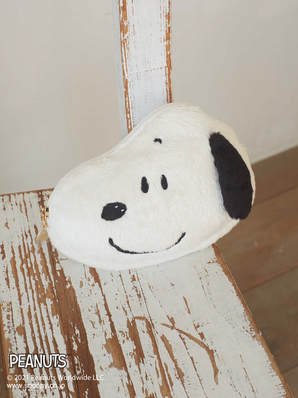 Snoopy ポーチ ホワイト Maison De Fleur メゾンドフルール のレディースバッグ ポーチ 8a11ftj4800 ファッション通販のstripe Club