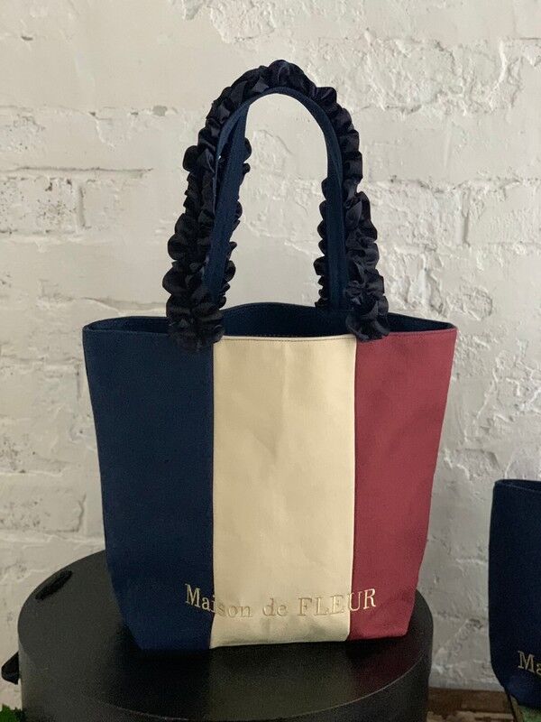 トリコロールフリルハンドルトートmバッグ マルチ Maison De Fleur メゾンドフルール のレディースバッグ ポーチ 8a12f0j4500 ファッション通販のstripe Club