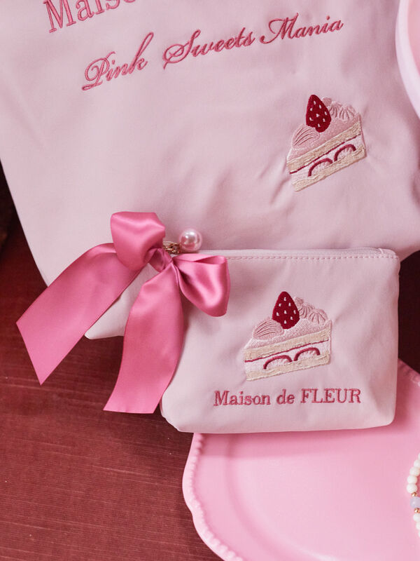 maison de  FLEUR Pink Sweets Maniaイチゴポーチ