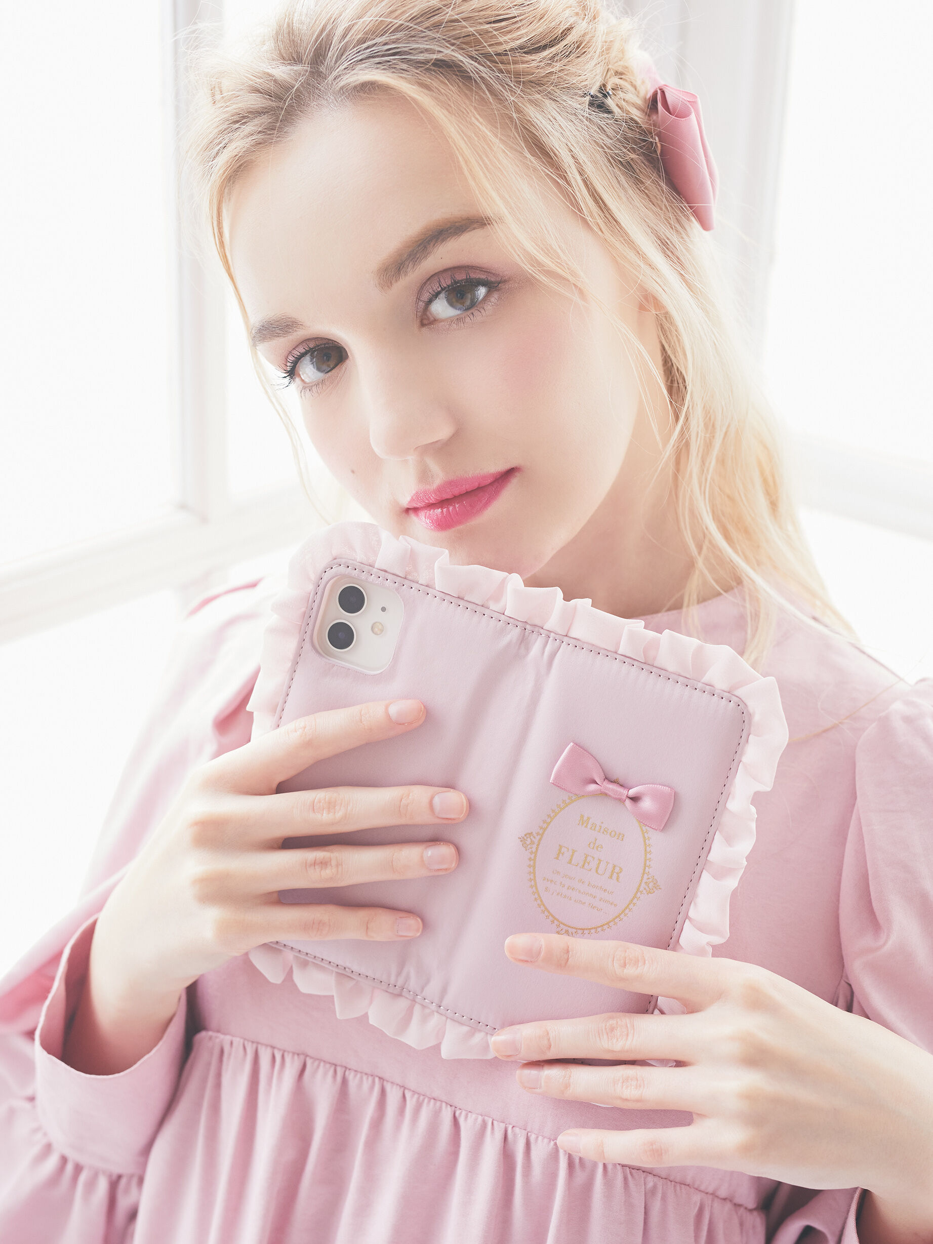 Maison de FLEUR リボン フローラル フリル iPhoneケース