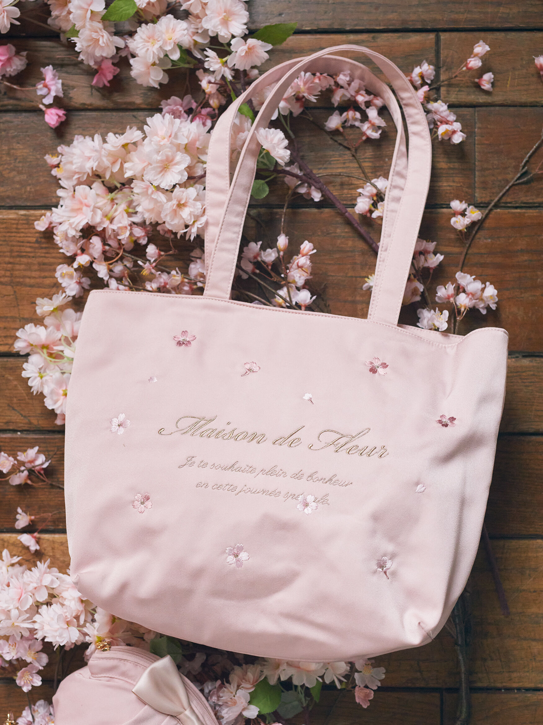 sakura刺繍Mトートバッグ（ピンク） / Maison de FLEUR（メゾンド