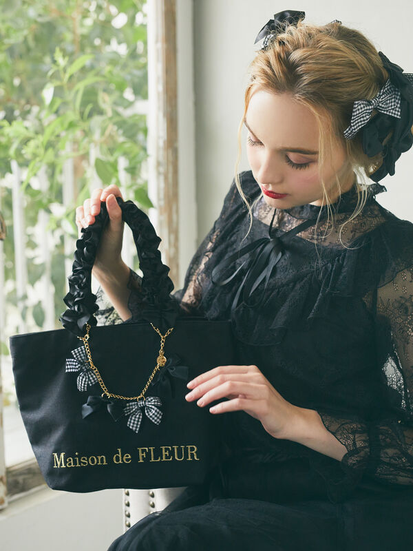 注目ブランドのギフト Maison de FLEUR バッグチャーム i9tmg.com.br