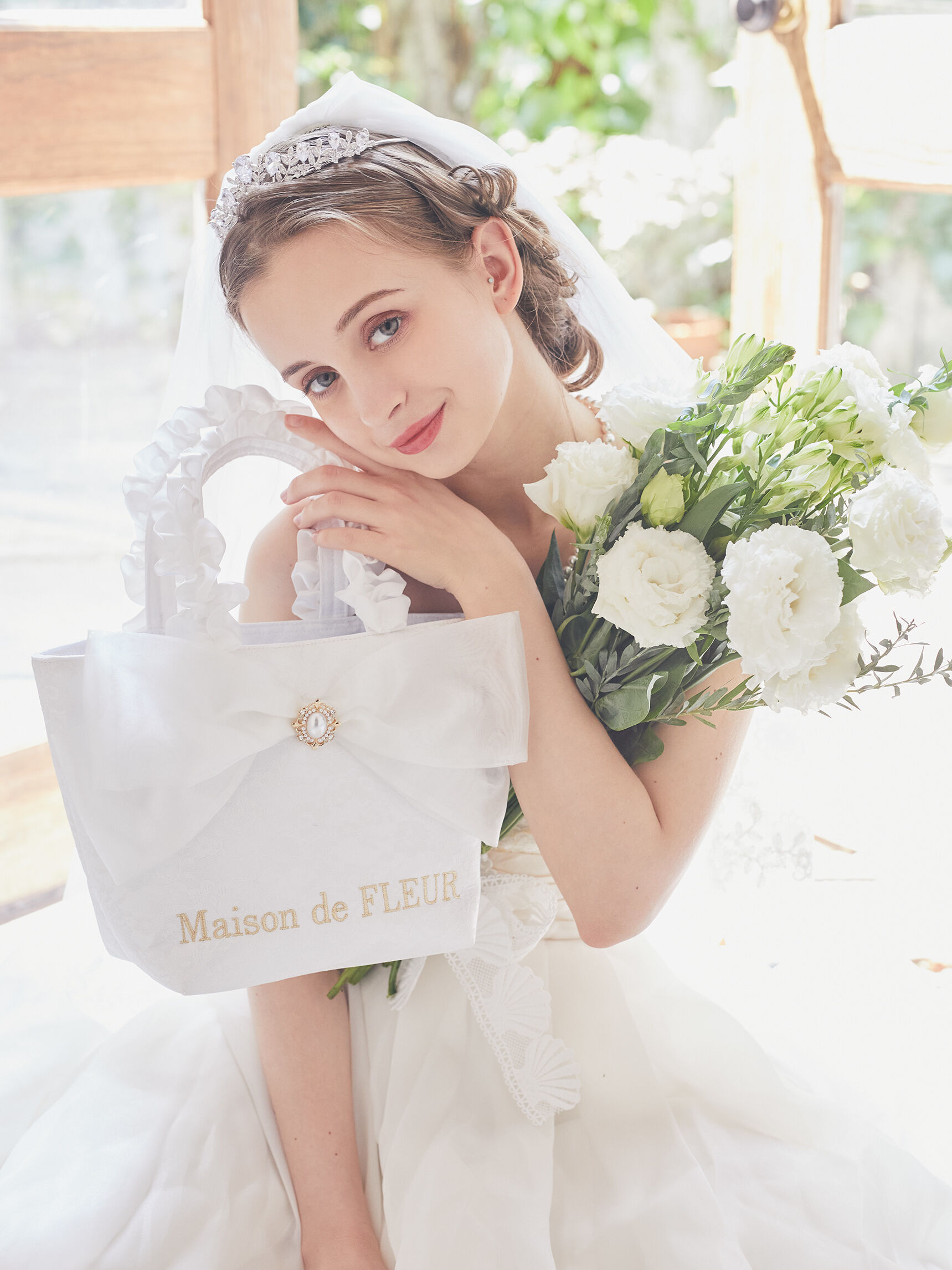 Maison de FLEUR パールレースオーガンジーリボンポーチ 即完売商品