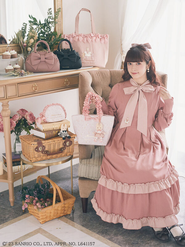 www.cmvinea.pl - PINK HOUSE ブルー系フリル沢山ブラウススーツ 価格比較