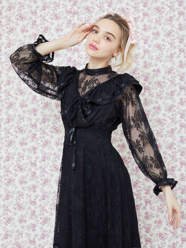 ラッフルレースワンピース ブラック ベージュ サックスブルー Maison De Fleur Petite Robe メゾンドフルール プチローブ のレディースワンピース 8c01l0h00 ファッション通販のstripe Club