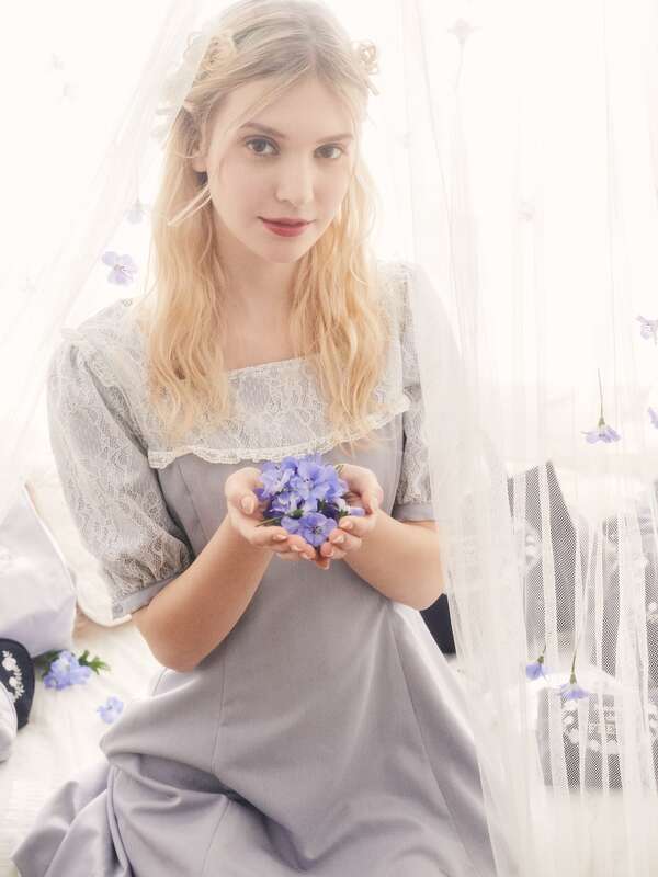 バラに触れてみるワンピース ボルドー サックスブルー Maison De Fleur Petite Robe メゾンドフルール プチローブ のレディースワンピース 8d11l0h1000 ファッション通販のstripe Club バラに触れてみるワンピース ボルドー サックスブルー Maison De Fleur Petite Robe メゾンドフルール プチローブ のレディースワンピース 8d11l0h1000 ファッション通販のstripe Club