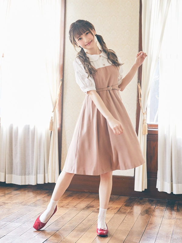 夏を待ち侘びるワンピース ベージュ ネイビー Maison De Fleur Petite Robe メゾンドフルール プチローブ のレディース ワンピース 8d12l0h00 ファッション通販のstripe Club