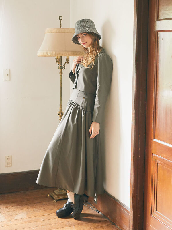 切り替えギャザースカート（グレー/カーキ） / Maison de FLEUR Petite  