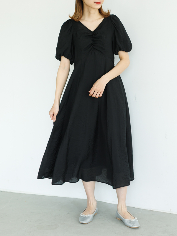 Wリボンフロントシャーリングワンピース ブラック グレーベージュ ピスタチオ Slurr スラー のレディースワンピース Ca12l0h0600 ファッション通販のstripe Club