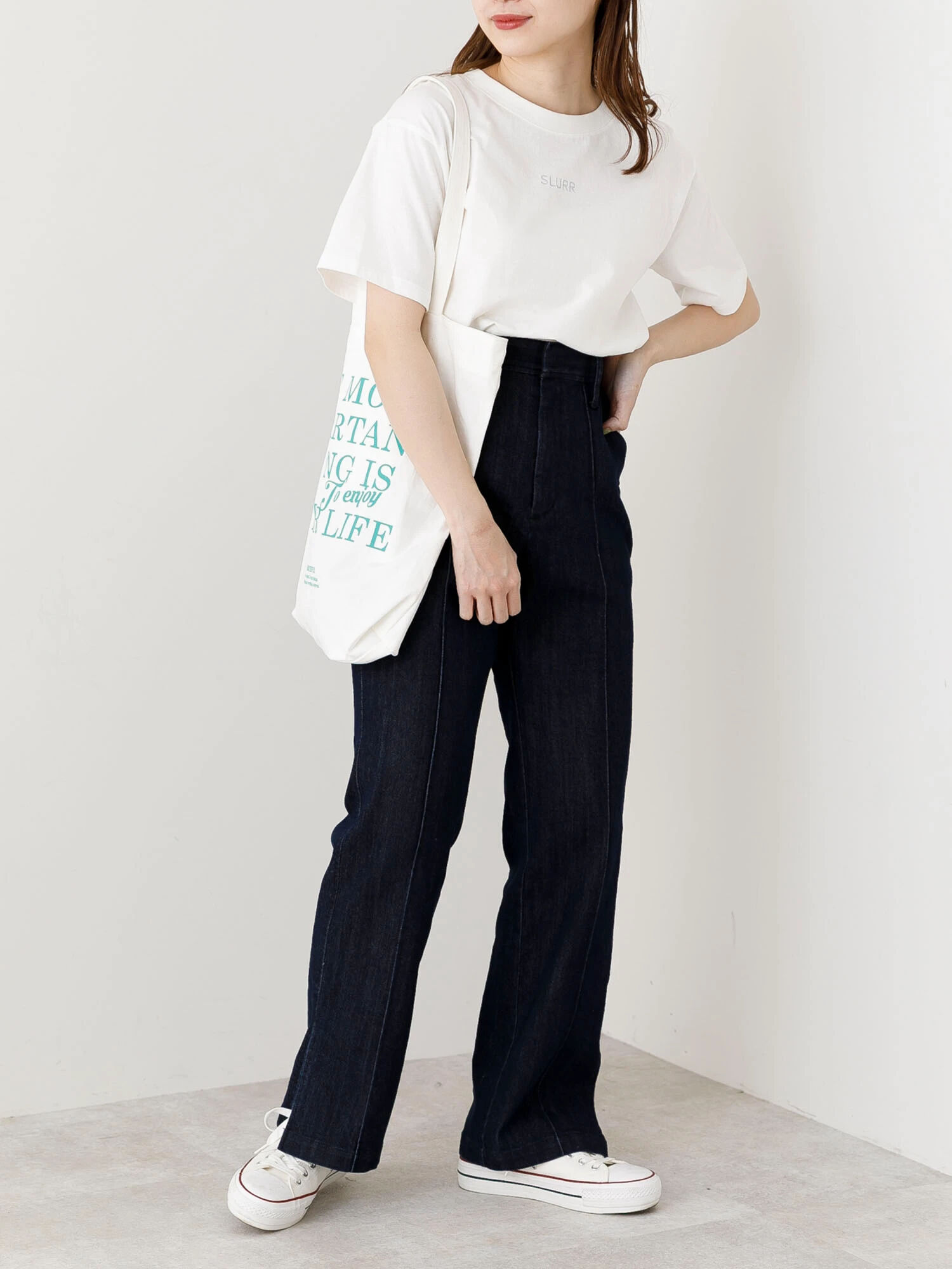 Slurrオーガニックコットンtシャツ ブラック ベージュ グレイッシュブルー グレイッシュピンク Slurr スラー のレディースtシャツ Ca12l1c00 ファッション通販のstripe Club