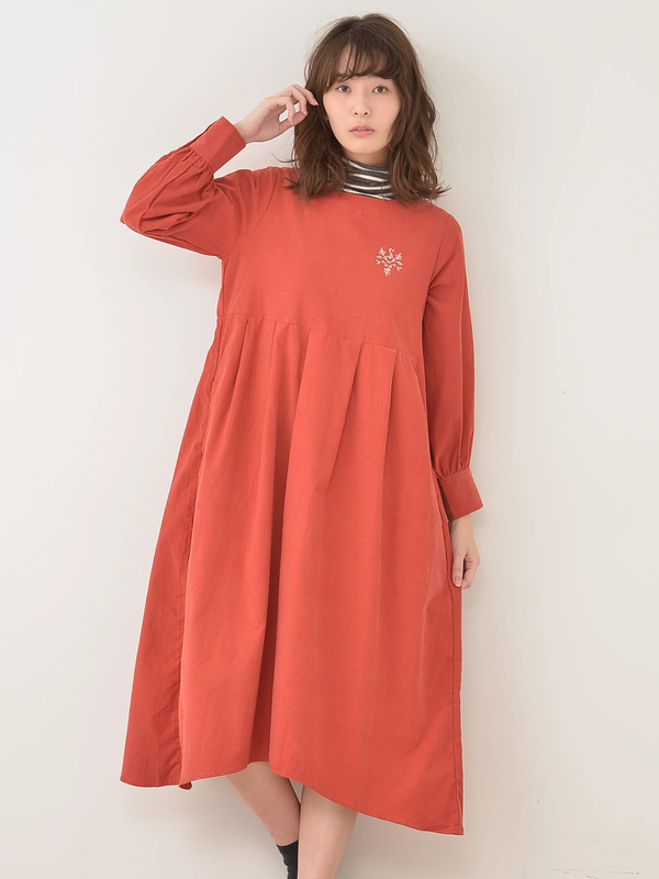 コール天ワンポイント刺繍ワンピース アイボリー レッド グリーン ネイビー Sm2 サマンサモスモス のレディースワンピース F0173h ファッション通販のstripe Club