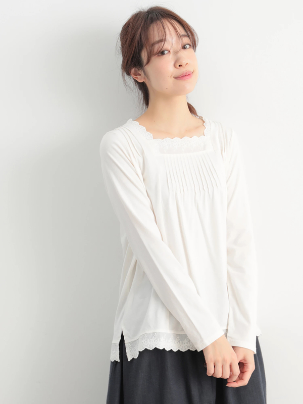 アウトレット 古着 スクエアネック裾レースカットソー アイボリー ベージュ ネイビー Sm2 サマンサモスモス のレディースカットソー F0177c ファッション通販のstripe Club