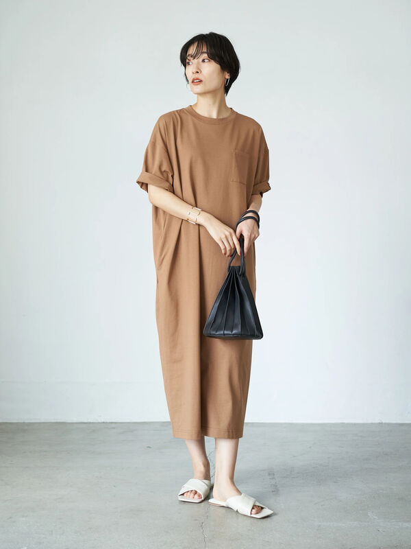 アウトレット ポケット付きbig5分袖カットワンピース オフホワイト ブラック キャメル グリーン American Holic アメリカンホリック のレディースワンピース Ha03l1h0330 ファッション通販のstripe Club