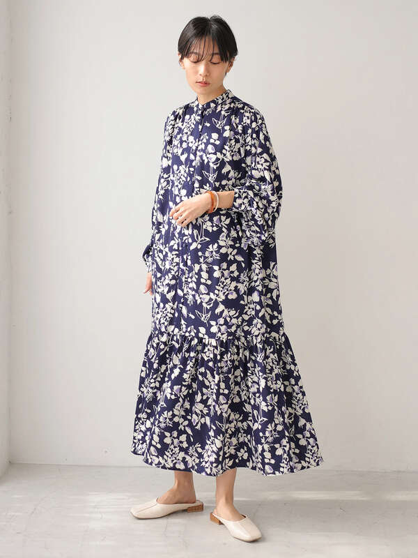 サテンティアードワンピース サックスブルー ネイビー American Holic アメリカンホリック のレディースワンピース Ha11l0h0490 ファッション通販のstripe Club