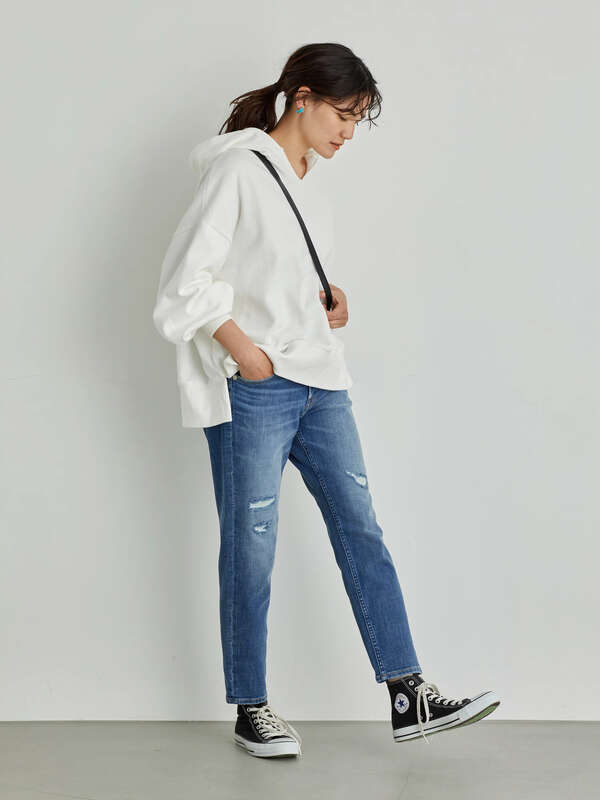テーパードダメージデニム ライトインディゴ American Holic アメリカンホリック のレディースパンツ Ha11l0f0600 ファッション通販のstripe Club