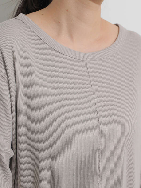 テレコクルーネックカットワンピース チャコールグレー グレーベージュ ブラウン イエロー American Holic アメリカンホリック のレディースワンピース Ha16l1h0690 ファッション通販のstripe Club