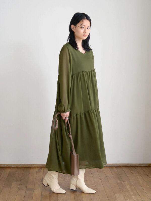 アウトレット Web限定 シフォン楊柳ティアードワンピース ブラック マスタード カーキ American Holic アメリカンホリック のレディースワンピース Hs13l0h00 ファッション通販のstripe Club