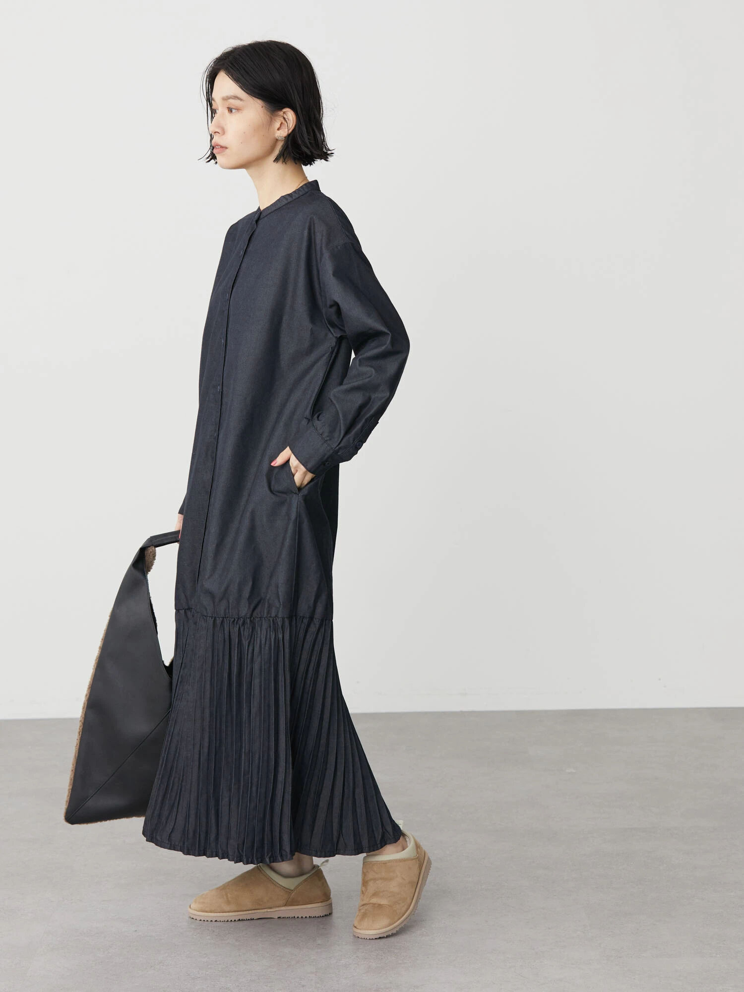 アウトレット デニムライクプリーツワンピース インディゴ American Holic アメリカンホリック のレディースワンピース Ha14l0h0500 ファッション通販のstripe Club