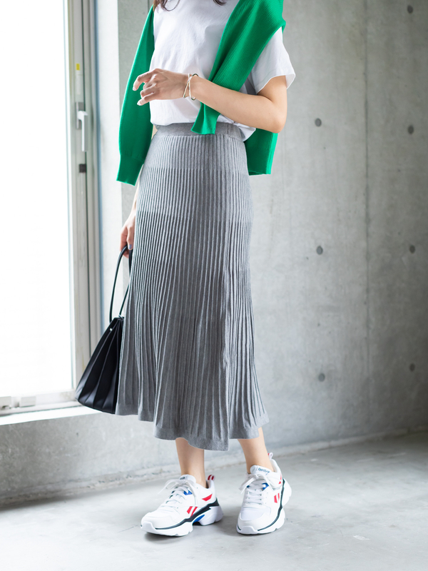 アウトレット ニットプリーツスカート オフホワイト ライトグレー ブラック Koe コエ のレディーススカート Ka01l2l0190 ファッション通販のstripe Club