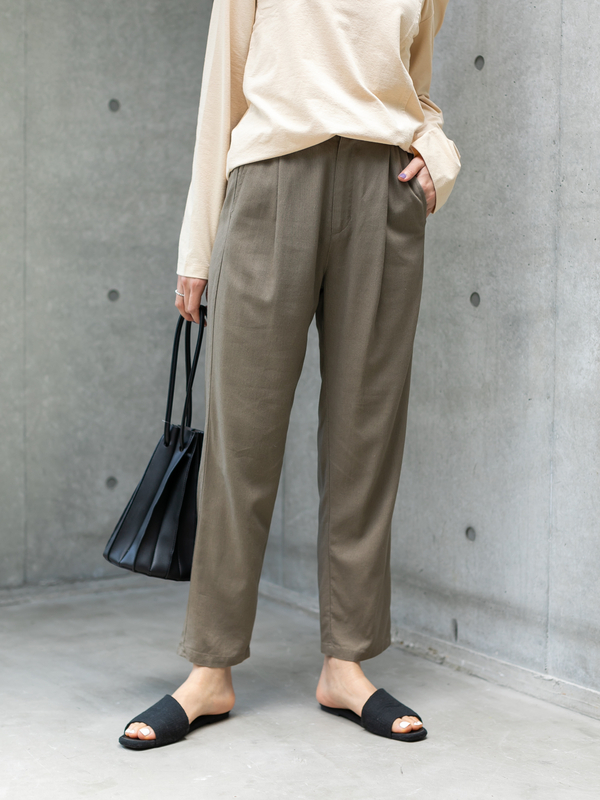 リネンテーパードパンツ ブラック ライトベージュ グレーベージュ Koe コエ のレディースパンツ Ka01l0f1300 ファッション通販のstripe Club リネンテーパードパンツ ブラック ライトベージュ グレーベージュ Koe コエ のレディースパンツ Ka01l0f1300 ファッション通販のstripe Club