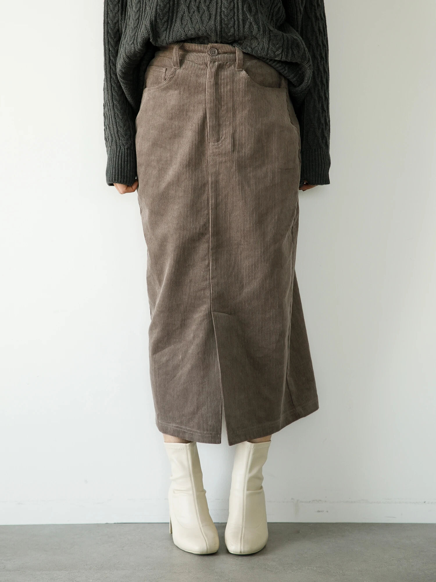 コーデュロイタイトスカート（オフホワイト/グレー/ブラック