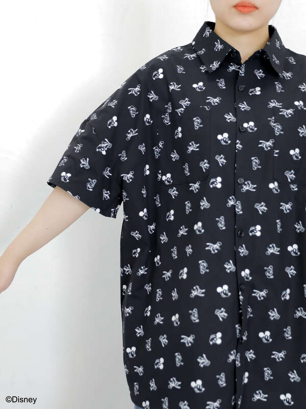 スタンダードキャラクター ユニセックス総柄シャツ ブラック ベージュ Areeam アリーム のレディースシャツ ブラウス Mw03l0a0100 ファッション通販のstripe Club