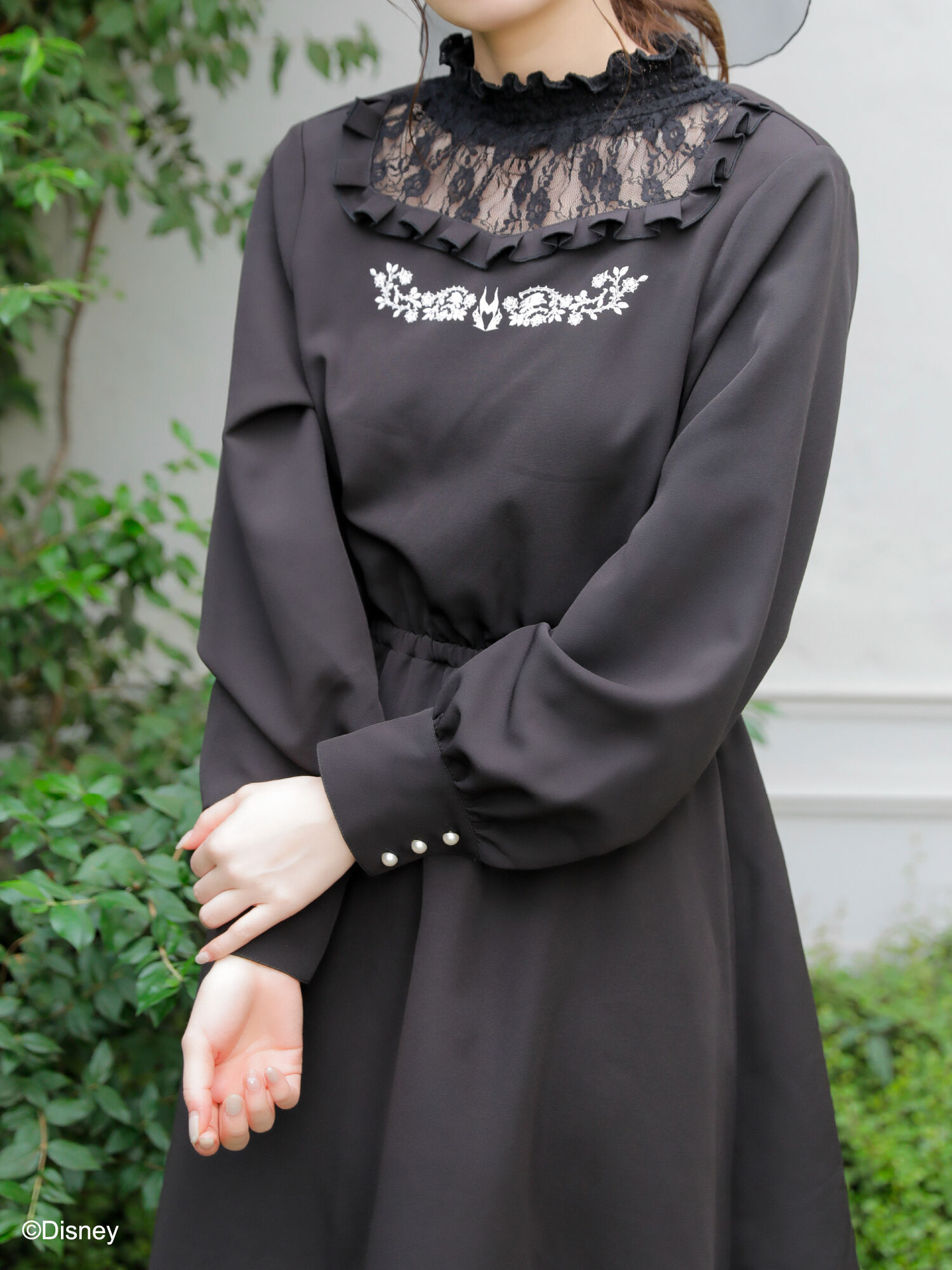 ヴィランズ 魔女のワンピース ブラック Areeam アリーム のレディースワンピース Mw03l0h0300 ファッション通販のstripe Club