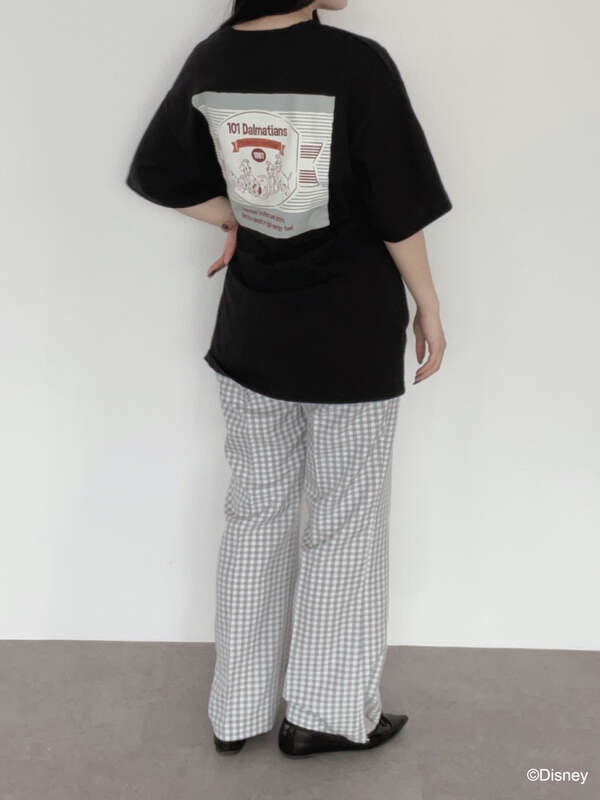 101匹わんちゃん スカーフ付きビッグtシャツ オフホワイト ブラック Areeam アリーム のレディースカットソー Mw12l1c0300 ファッション通販のstripe Club