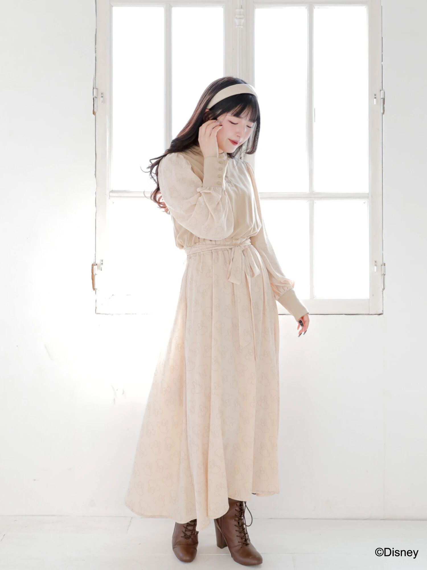 ミニー/スタンドカラーワンピース(ベージュ) / Areeam(アリーム)のレディースワンピース【MW21L0H0100】|ファッション通販のSTRIPE CLUB ミニー/スタンドカラーワンピース(ベージュ) / Areeam(アリーム)のレディースワンピース【MW21L0H0100】|ファッション通販のSTRIPE CLUB