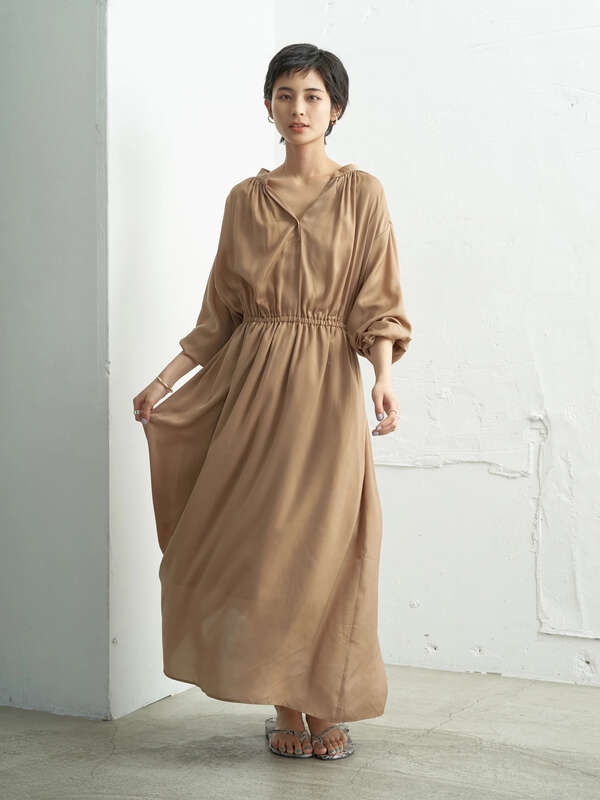 アウトレット とろみ袖ボリュームワンピース ベージュ ネイビー フラワー Craft Standard Boutique クラフト スタンダード ブティック のレディースワンピース Ps01l0h00 ファッション通販のstripe Club