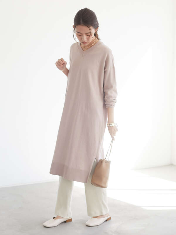 Navys 5月号掲載 Vネックニットワンピース アイボリー チャコールグレー ピンク モカ Craft Standard Boutique クラフト スタンダード ブティック のレディースワンピース Pa11l2h0100 ファッション通販のstripe Club